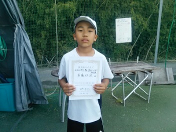 05/05(日) 小学生男女混合シングルス 初級 優勝＜インスピリッツテニスクラブ＞